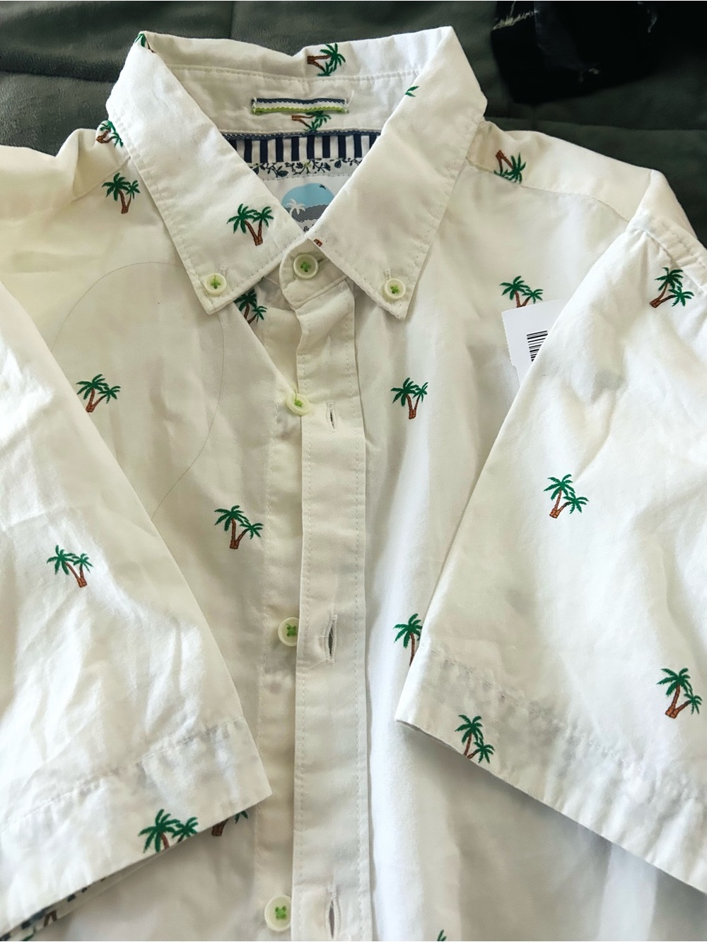 Denim & Flower White Short-Sleeve Button-Down Shirt with Green Palm Trees